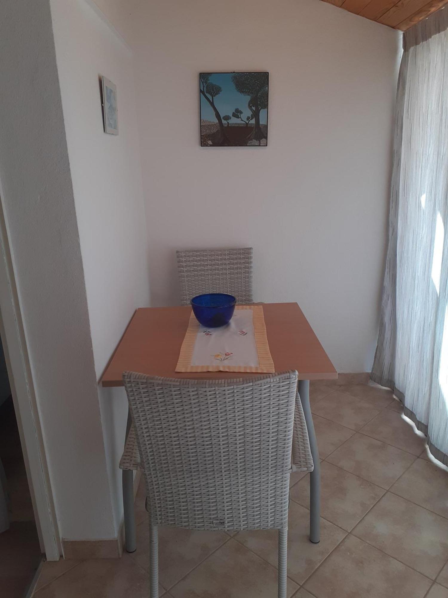 Guesthouse Apartment Bozica Bol Exterior photo